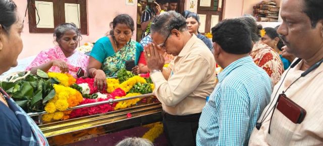 FUNERAL SERVICE (13)